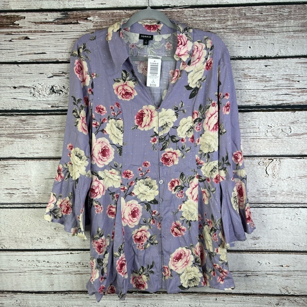 🏷️NWT Torrid 1X | 14/16 Fit & Flare Rayon Slub Button‎ Front Top Purple Floral